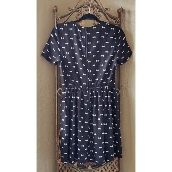 Junior Divided H&M Black White Bows Mini Dress Size 8‎ - Picture 2 of 10
